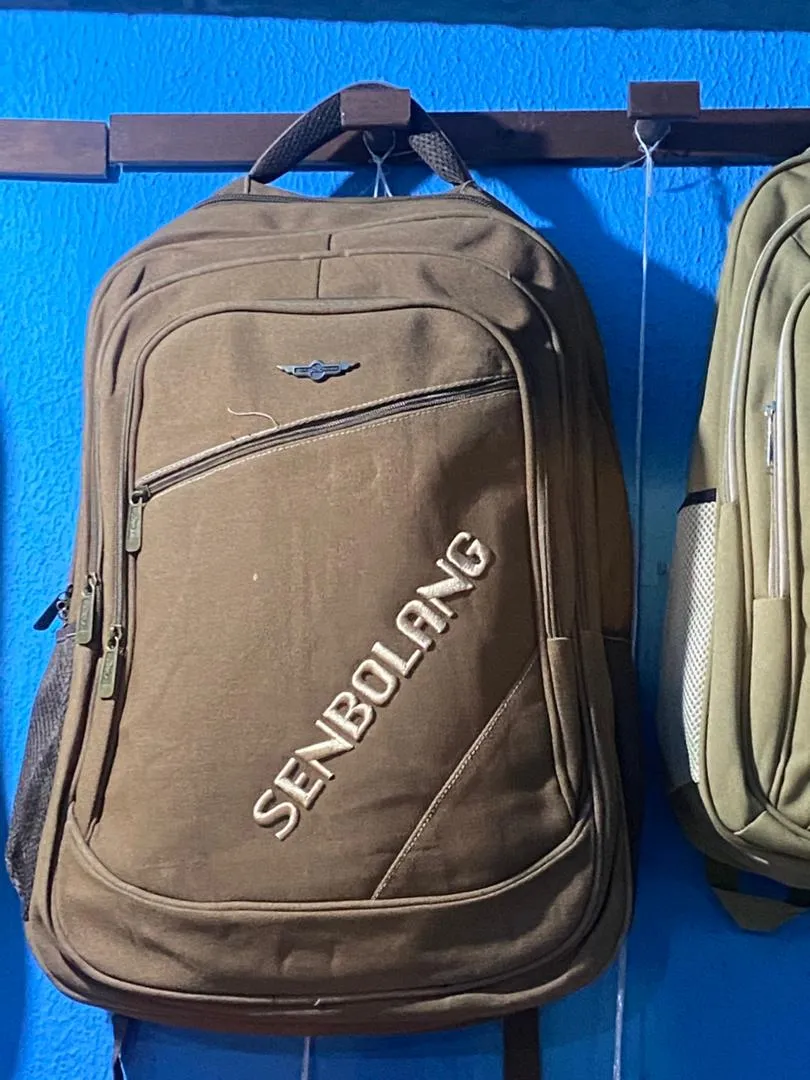 SENBOLANG BACKBAG Multi-Layer Large Capacity Bag